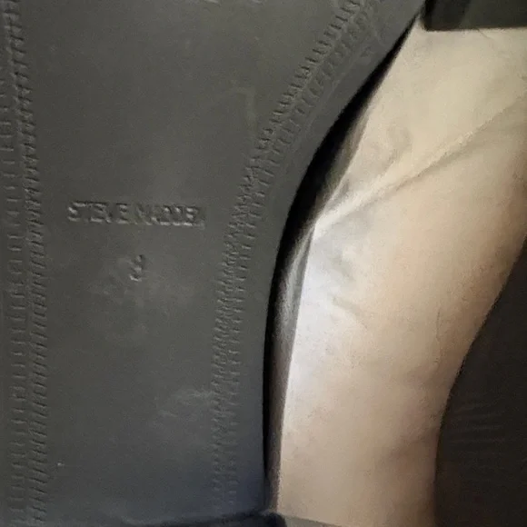 Women’s Black Loafers - Picture 3 of 4